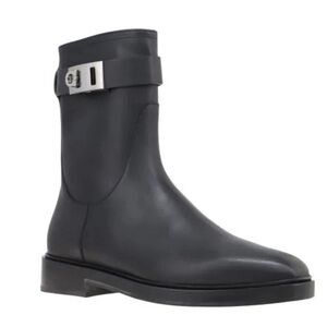 Salvatore Ferragamo  BALIR 8 C Leather Gancini Ankle Boots Cognac Black